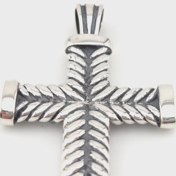 David Yurman Sterling Silver Cable 45 x 27mm Classic Chevron Cross Pendant Pouch - Picture 5 of 9